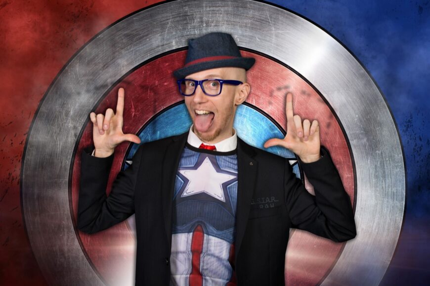Valeryo dello staff Think Comics